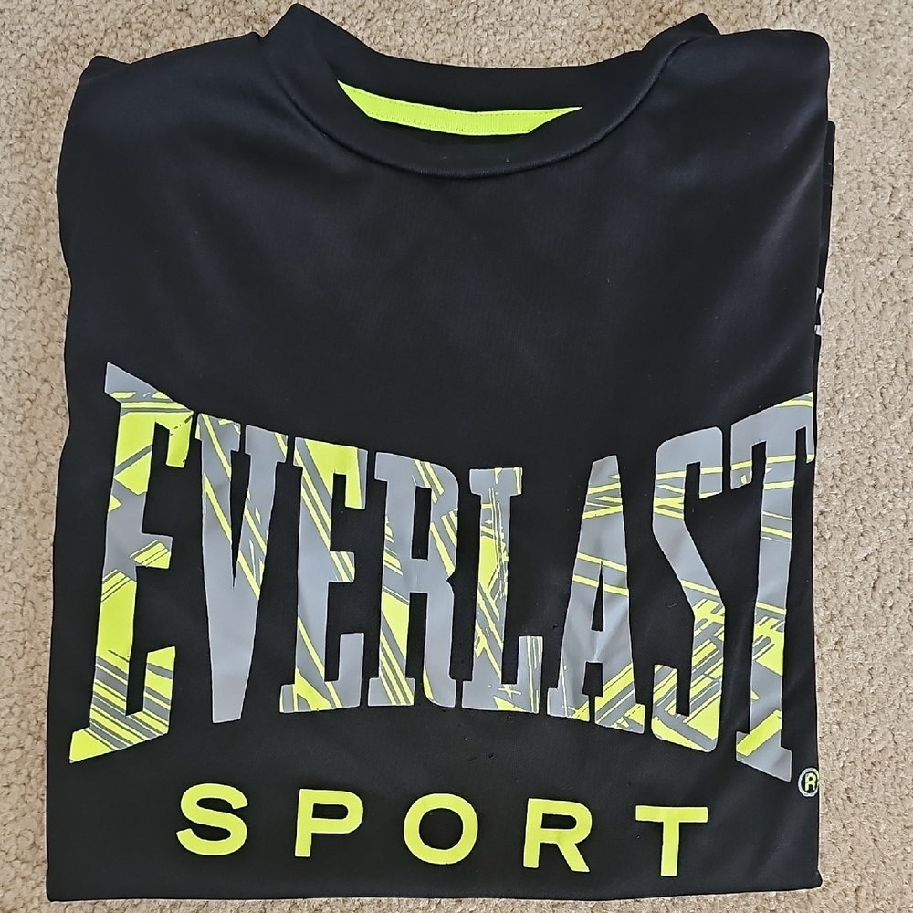 Everlast Men's Black Tee with Yellow Logo